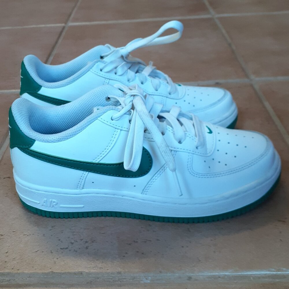 Size 4Y Air Force 1 Low Malachite GS Nike Shoes FV5948-103